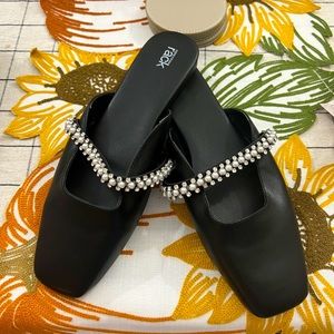 NEW NORDSTROM RACK Guiliana Embellished Strap Mule Slip On In Black Size 10